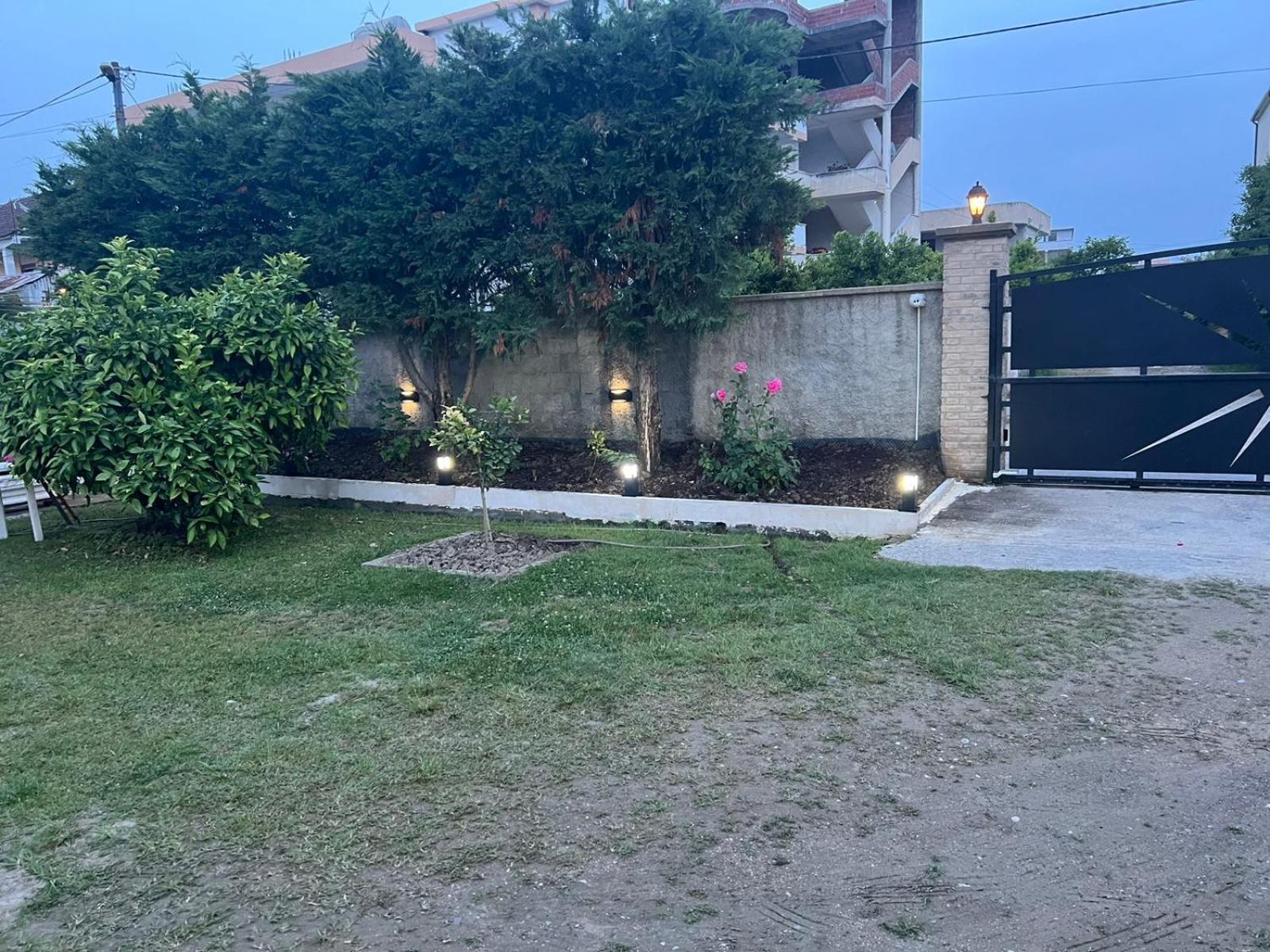 Vila Hoxha Durrës Exterior foto